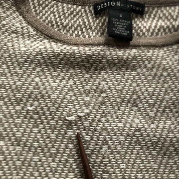 Oatmeal Patterned Batwing Sweater - Picture 11 of 13